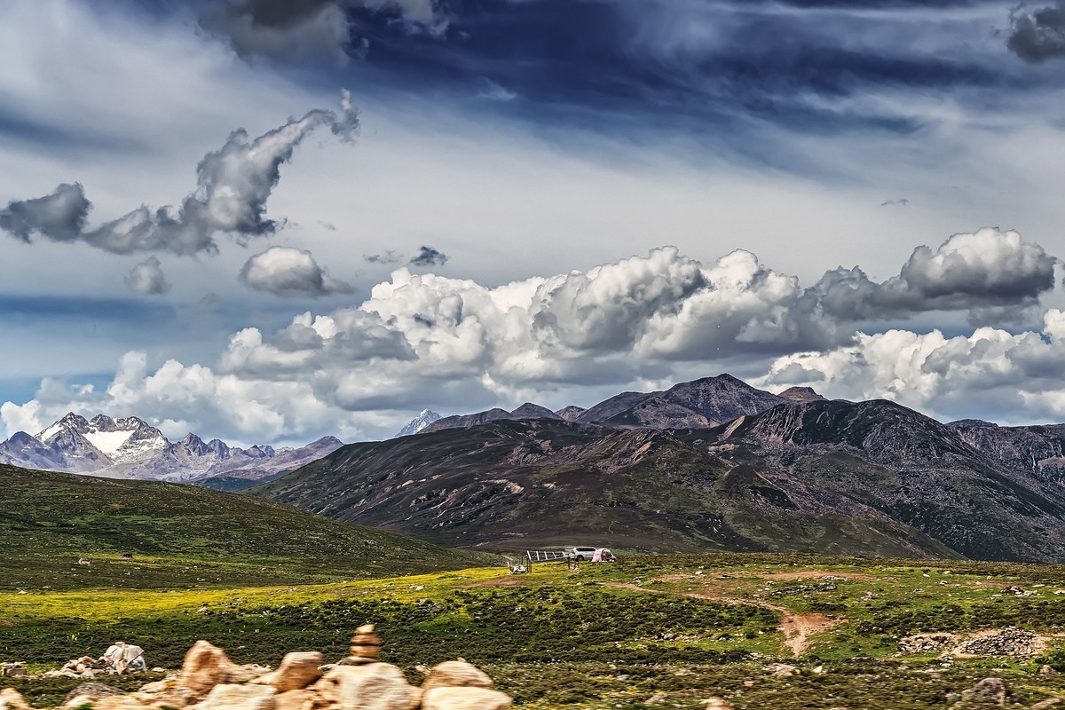 川西康定翻越雅拉山口