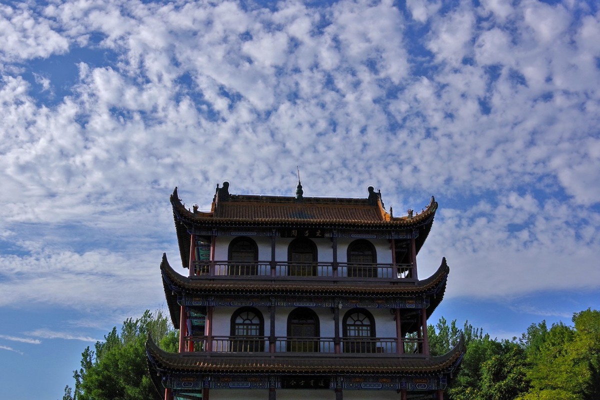 宾得的直出色彩确实很不错！