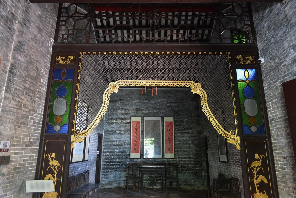 令人止步的百年古宅，可以说是当时极尽奢华的宅邸——呜石花园