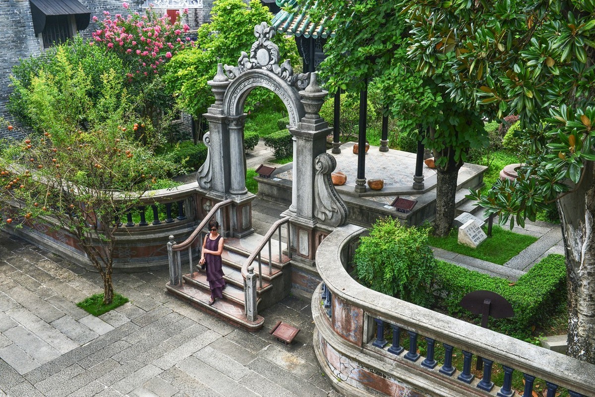 令人止步的百年古宅，可以说是当时极尽奢华的宅邸——呜石花园