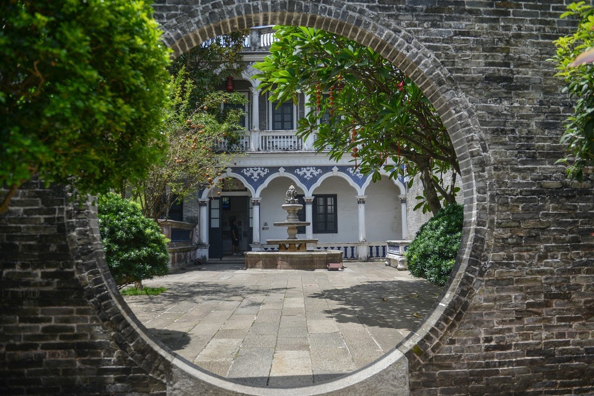 令人止步的百年古宅，可以说是当时极尽奢华的宅邸——呜石花园