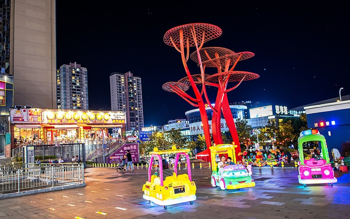 新换的24-70一代镜头到手后试夜景