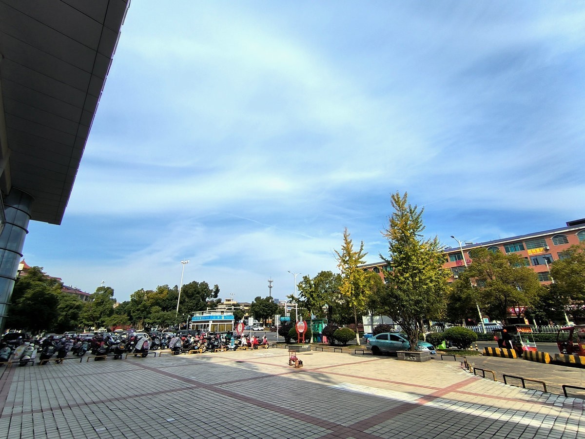 漫步星城 走街串巷（509）车站供销社