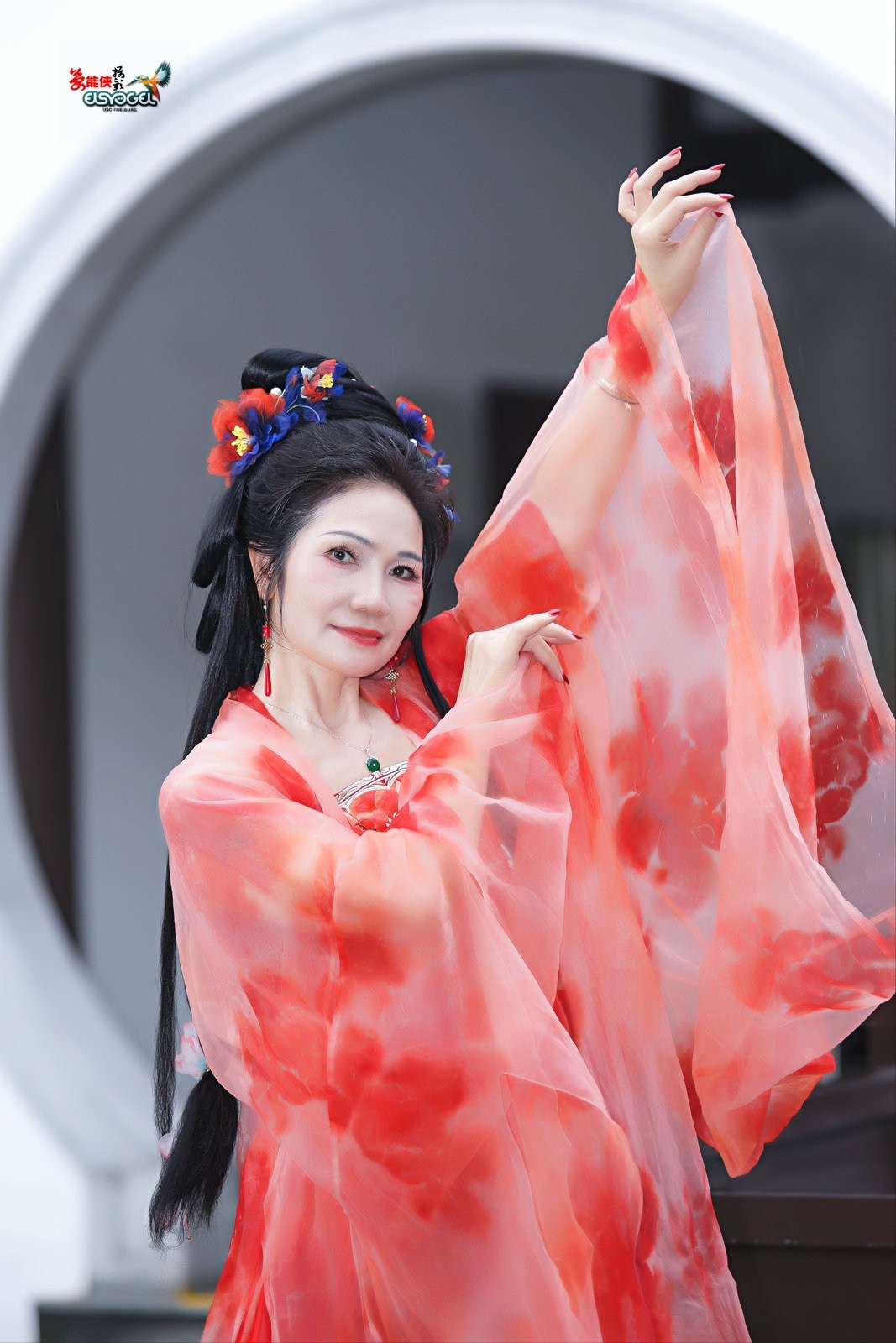 【古风红衣美女】---雯雯