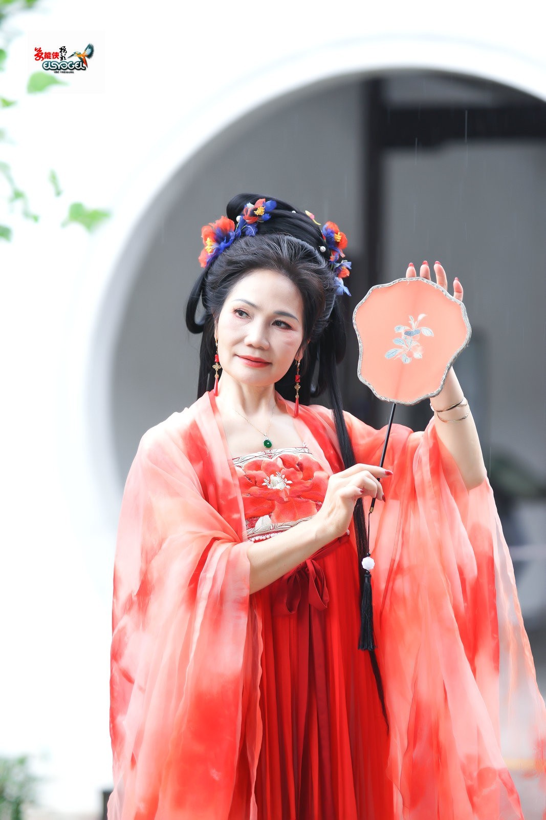 【古风红衣美女】---雯雯