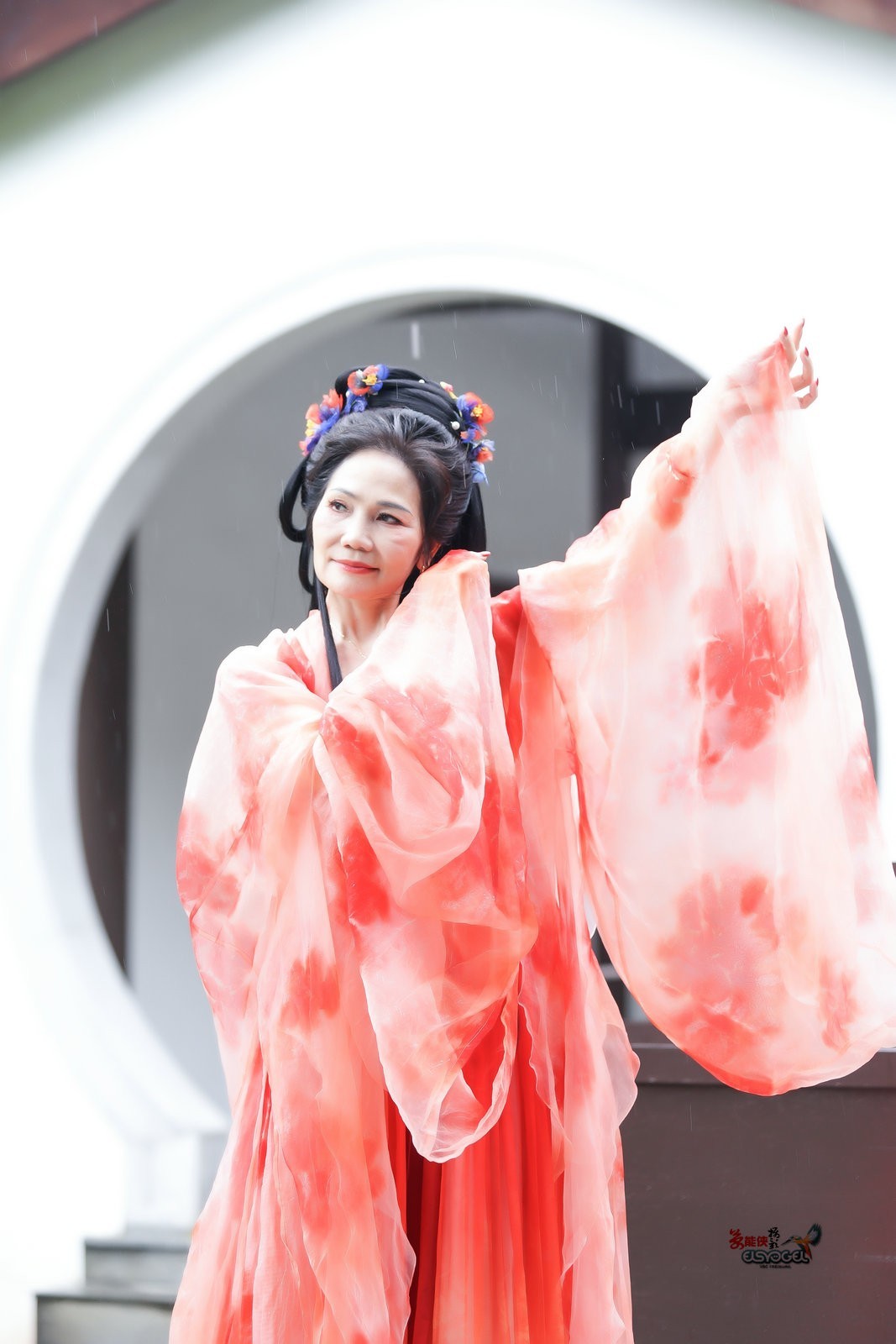 【古风红衣美女】---雯雯