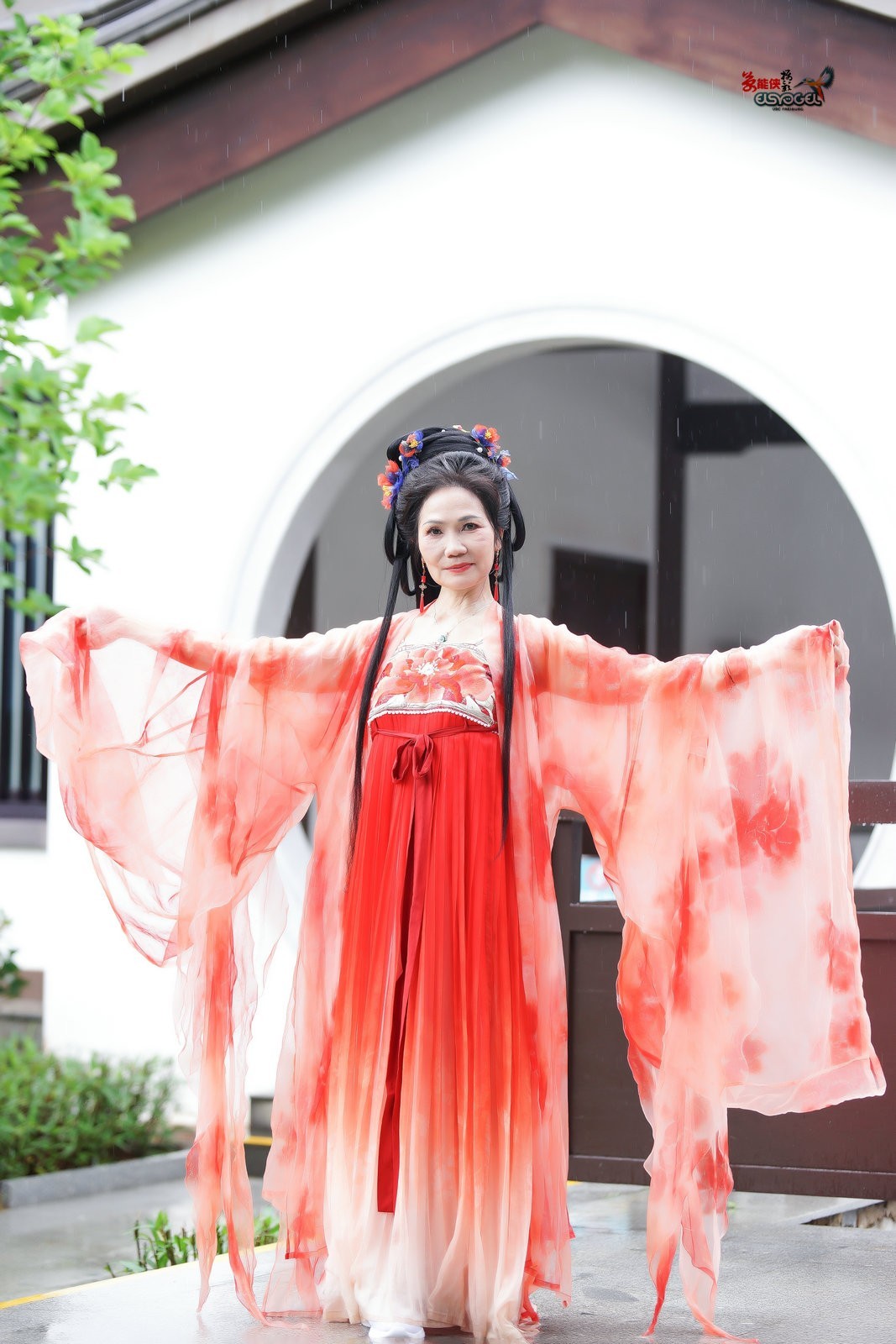 【古风红衣美女】---雯雯