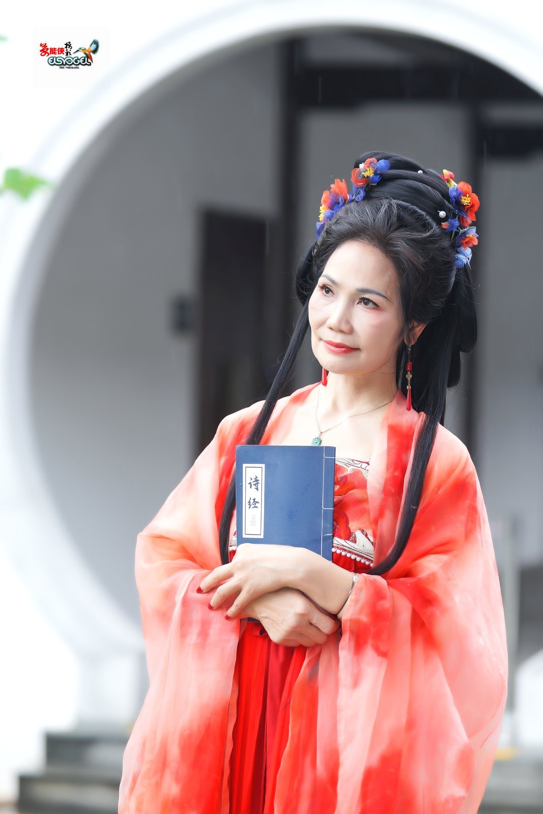 【古风红衣美女】---雯雯