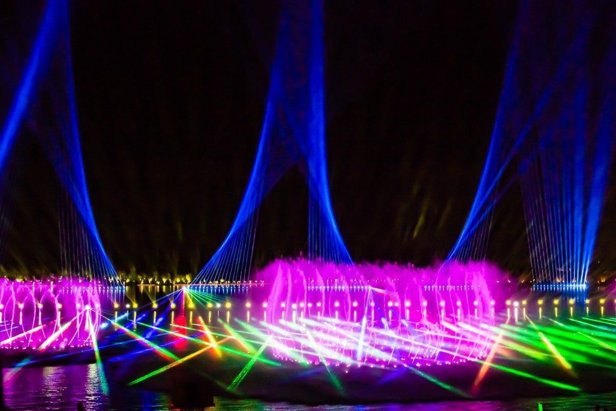 【镜头里】第1268号：唐山南湖·开滦旅游景区之光影水舞秀（三）