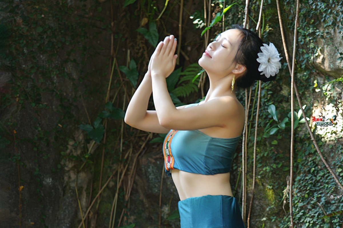 【青绿傣族少女】---佳佳