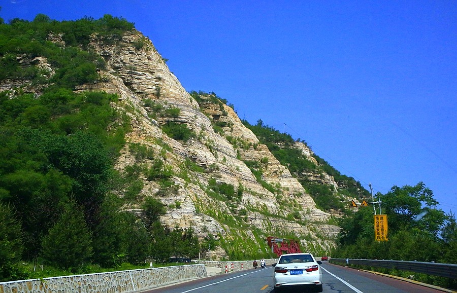 《不老松：纪实摄影》【大好河山系列报導】旅游片：前往邯郸的髙速公路上行摄！ (12)