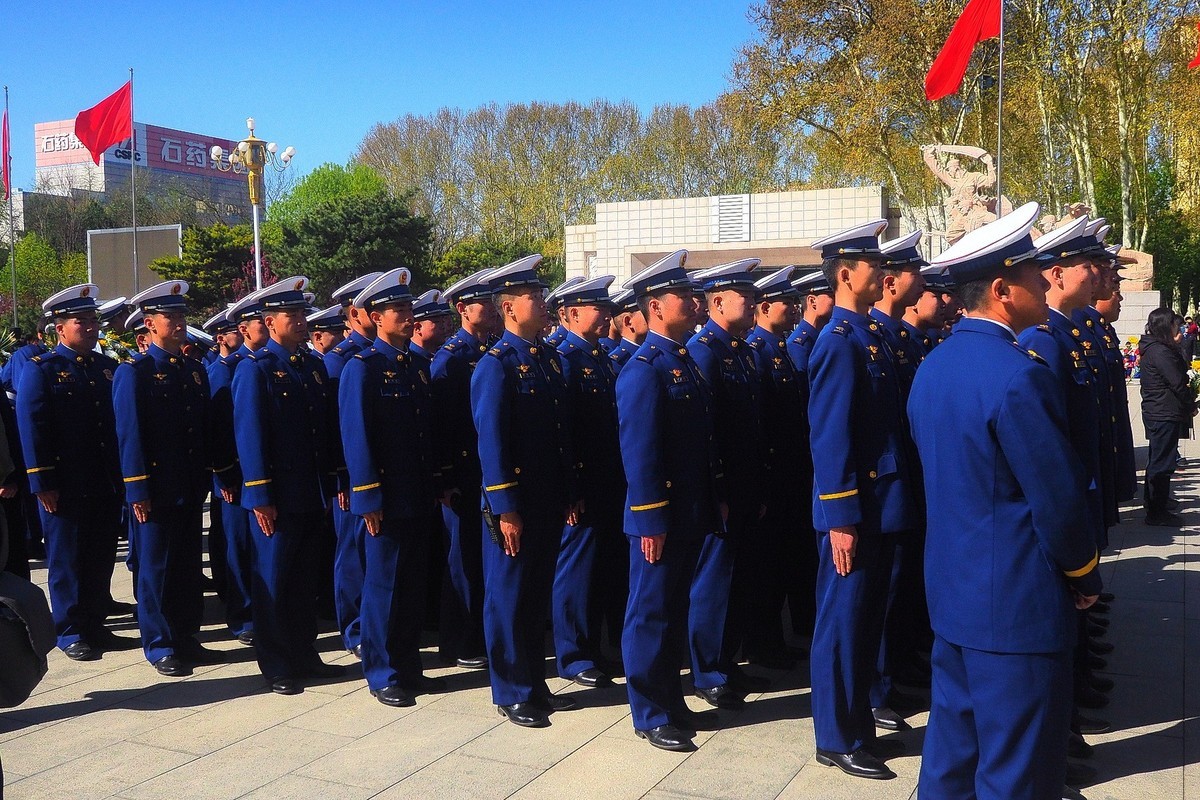 清明祭英烈 传承爱国情