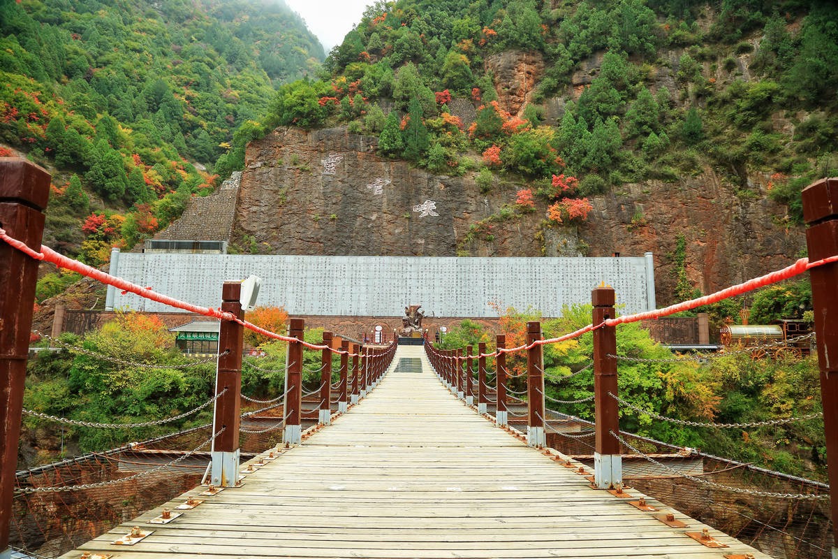 灵官峡景区简介图片