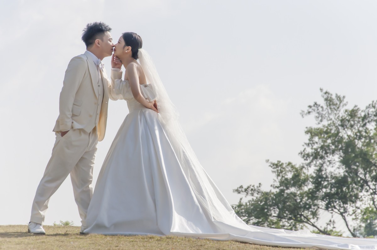 # 向版主求精 # 婚纱照新婚快乐