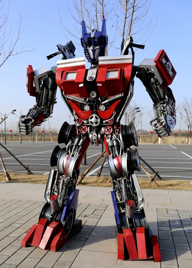 《不老松：纪实摄影》儿童们最喜欢的：变形金钢！