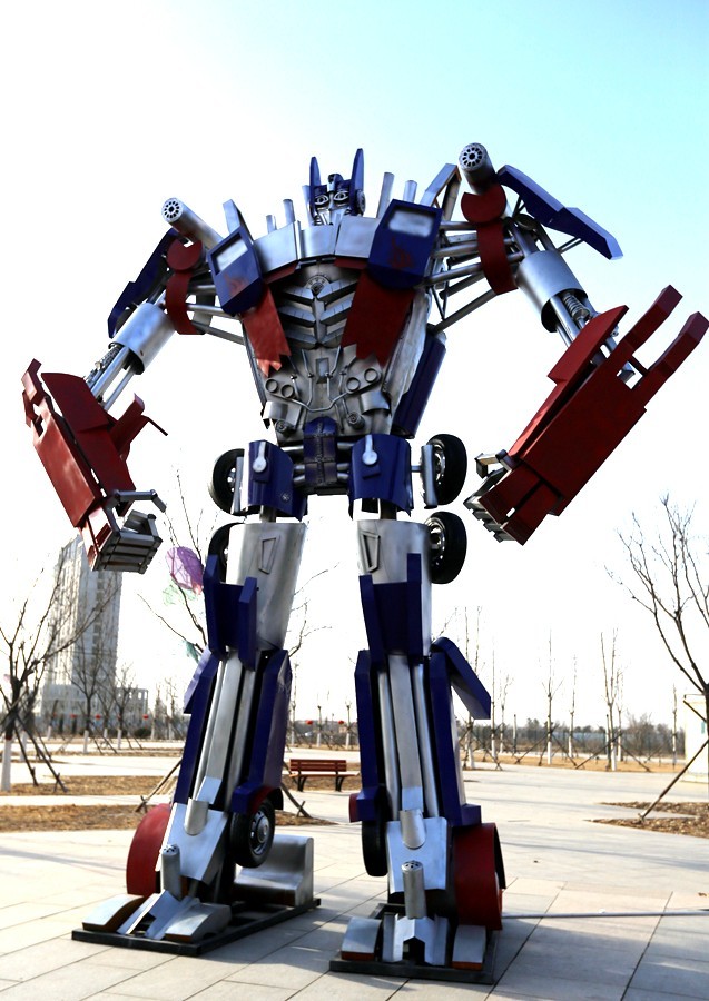 《不老松：纪实摄影》儿童们最喜欢的：变形金钢！ (2