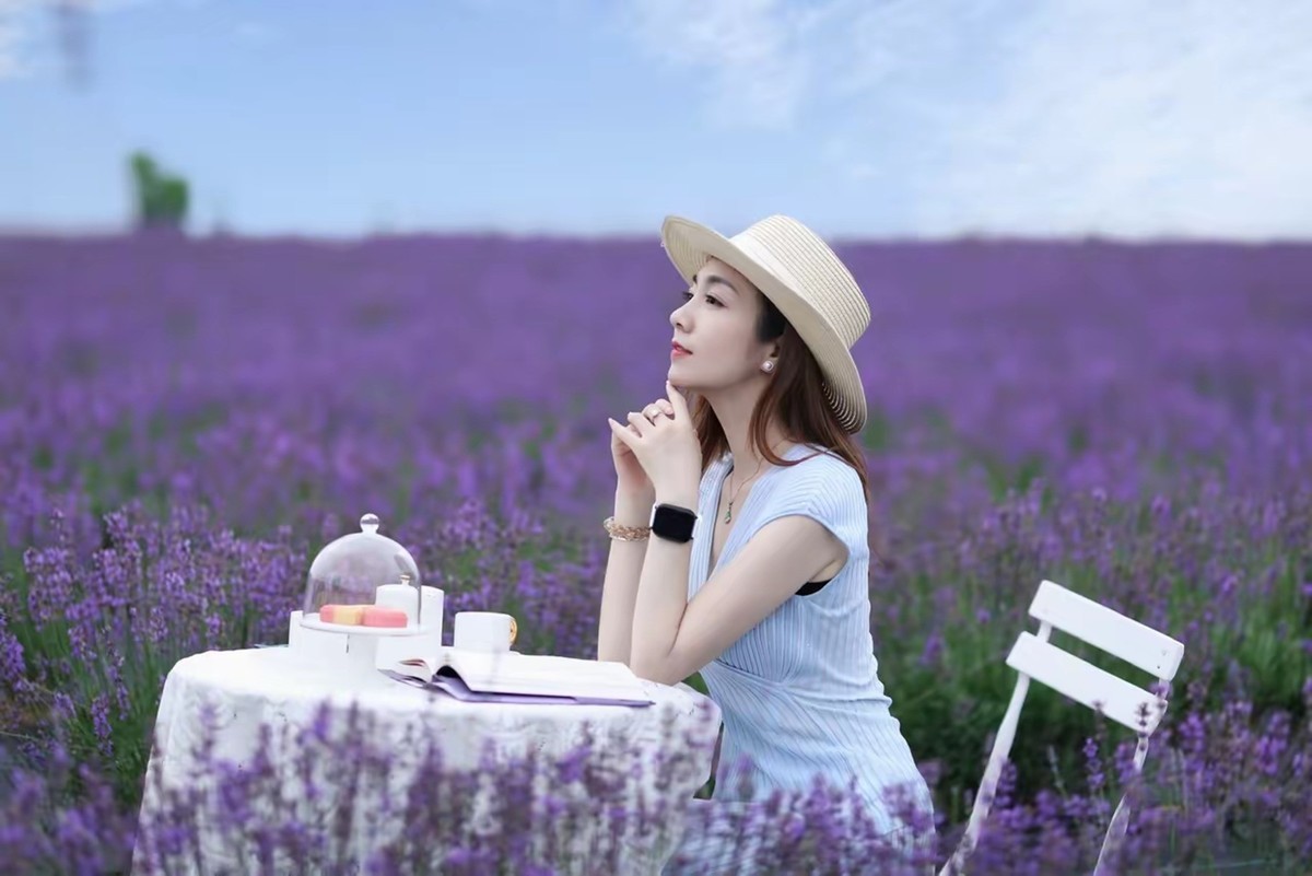 熏衣草中人像--长沙月亮岛1