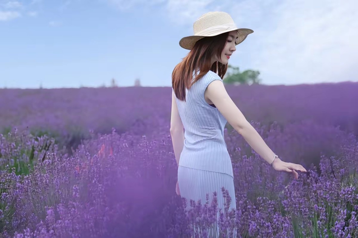 熏衣草中人像--长沙月亮岛1