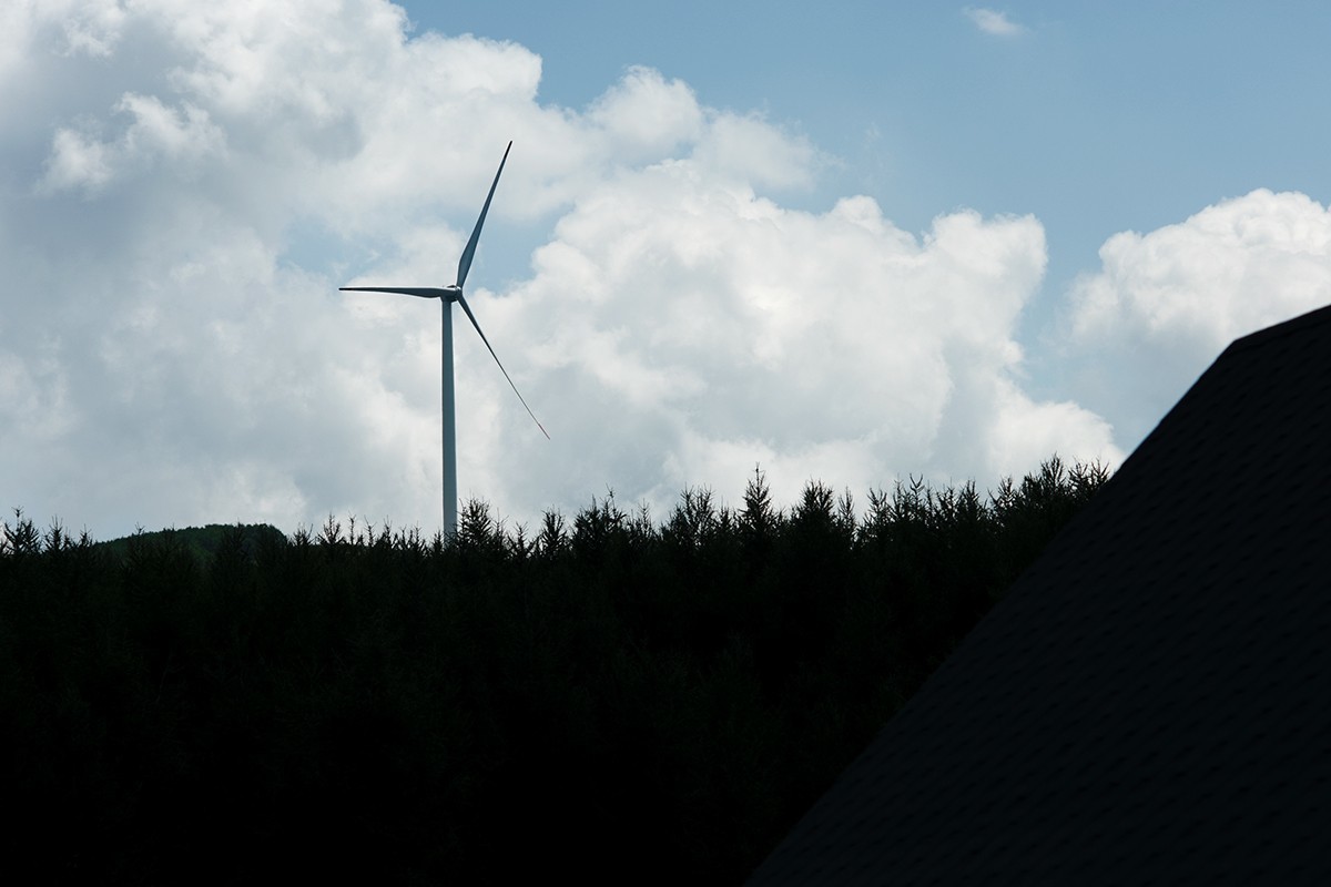 坝上正午的天空