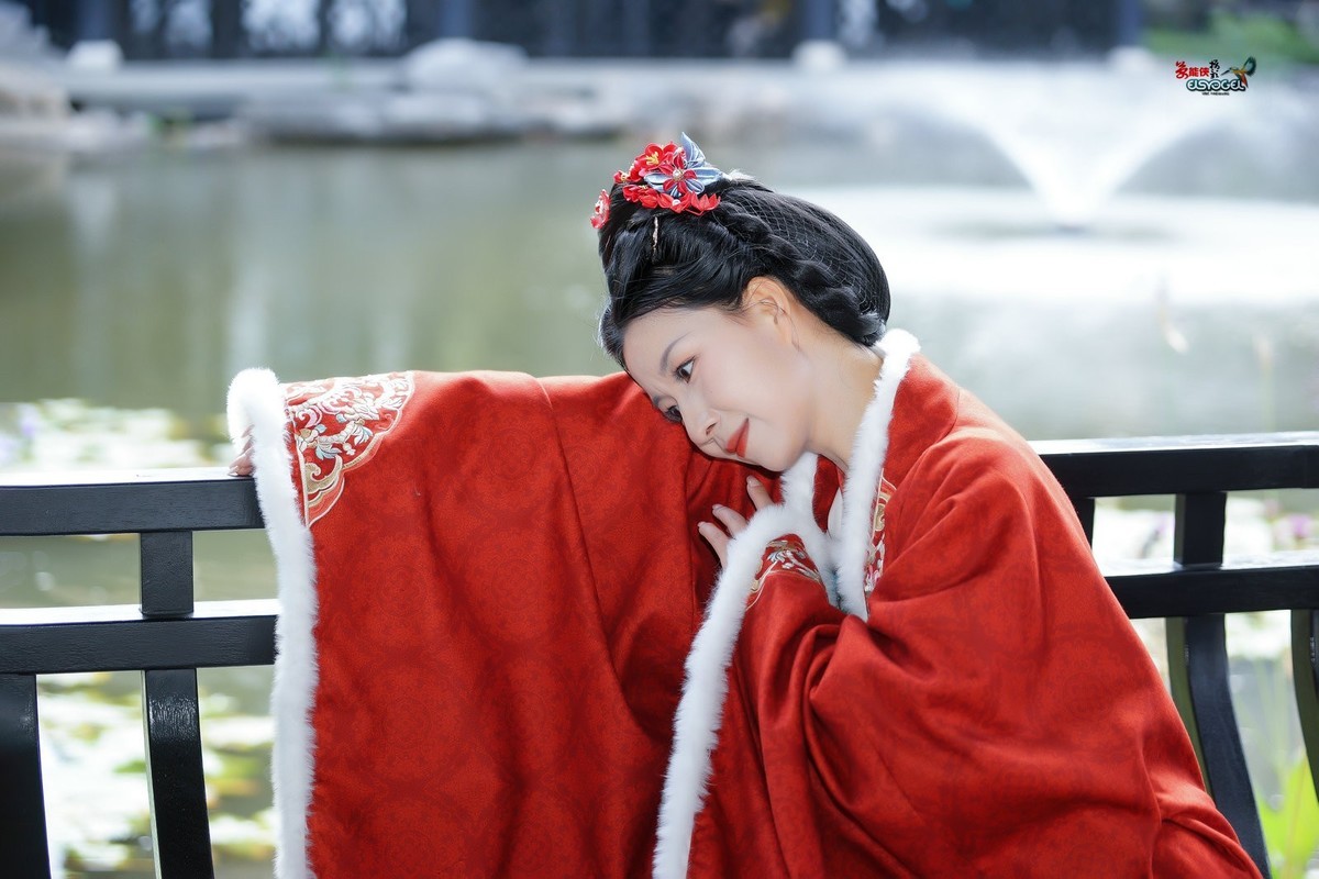 【后花园唐风美女】---婉灵