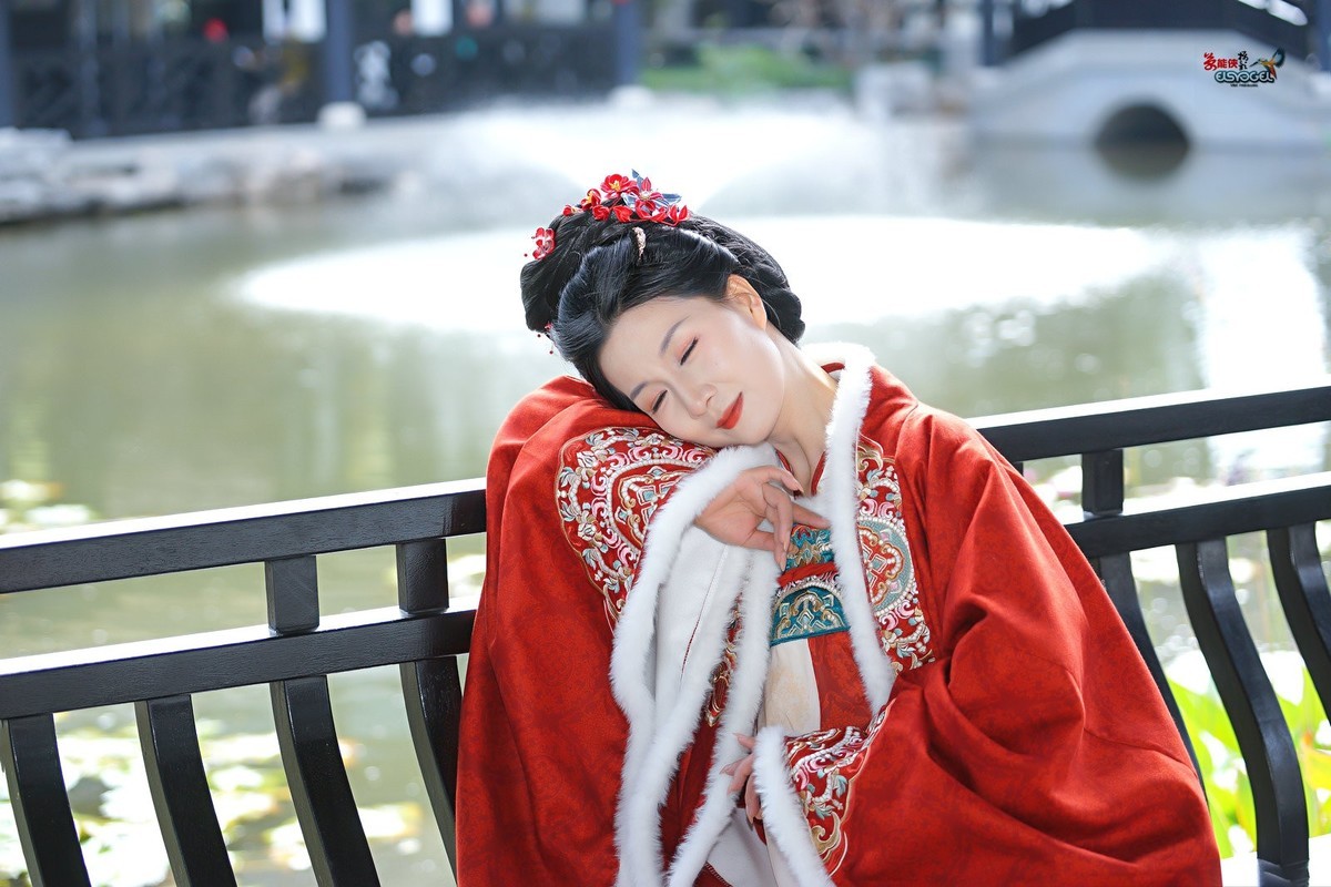 【后花园唐风美女】---婉灵