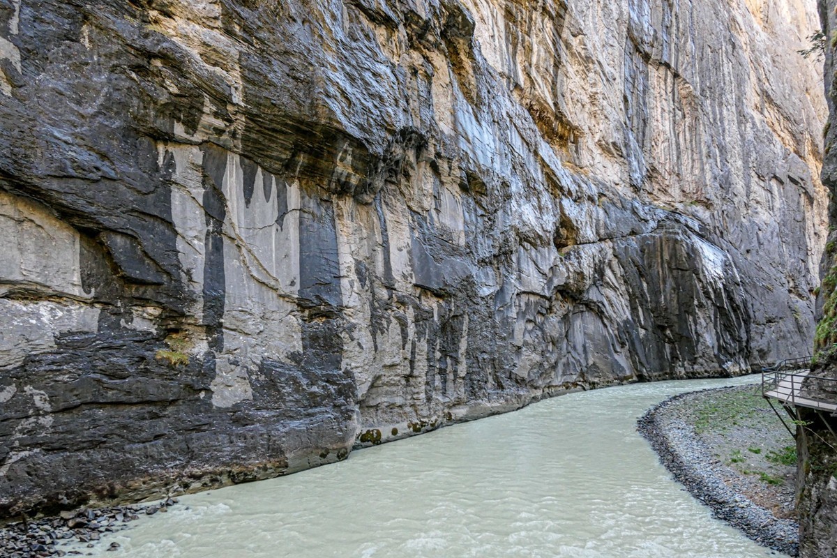 阿尔皮斯山大峡谷（瑞士）