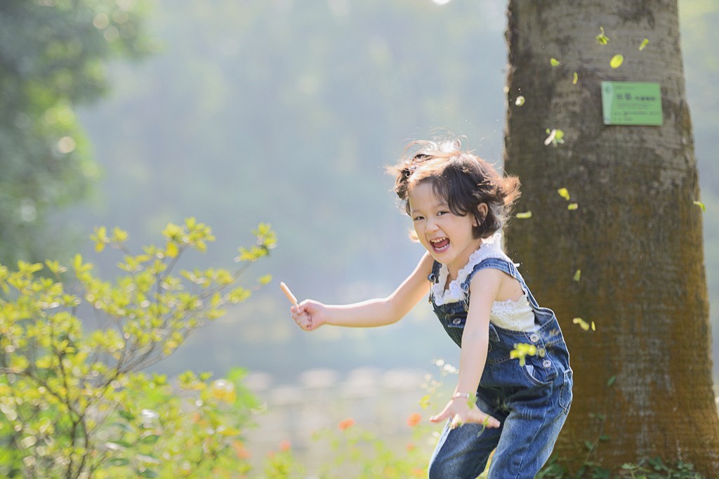 【快乐的小女童】2