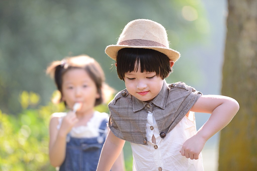 【快乐的小女童】2