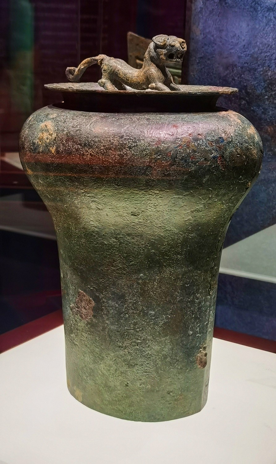 廣 東 省 博 物 館 掠 影