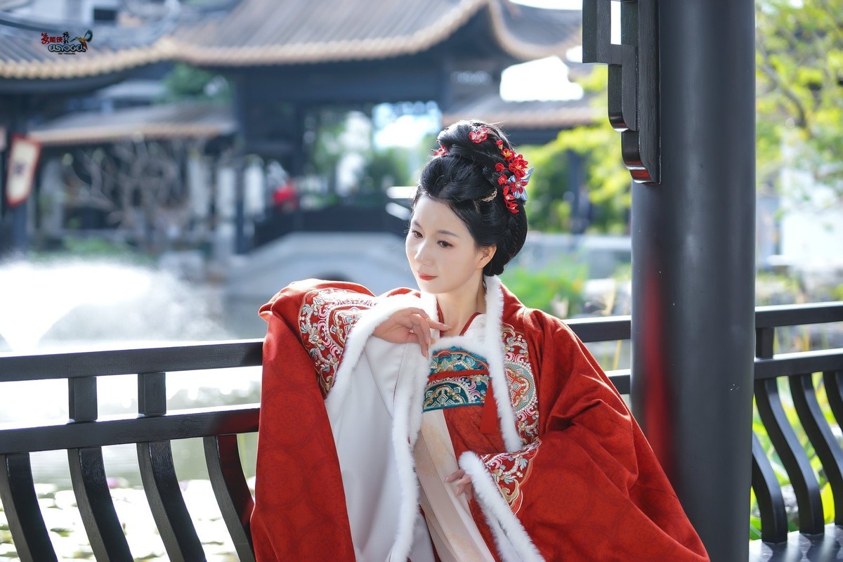 【后花园唐风美女】---婉灵