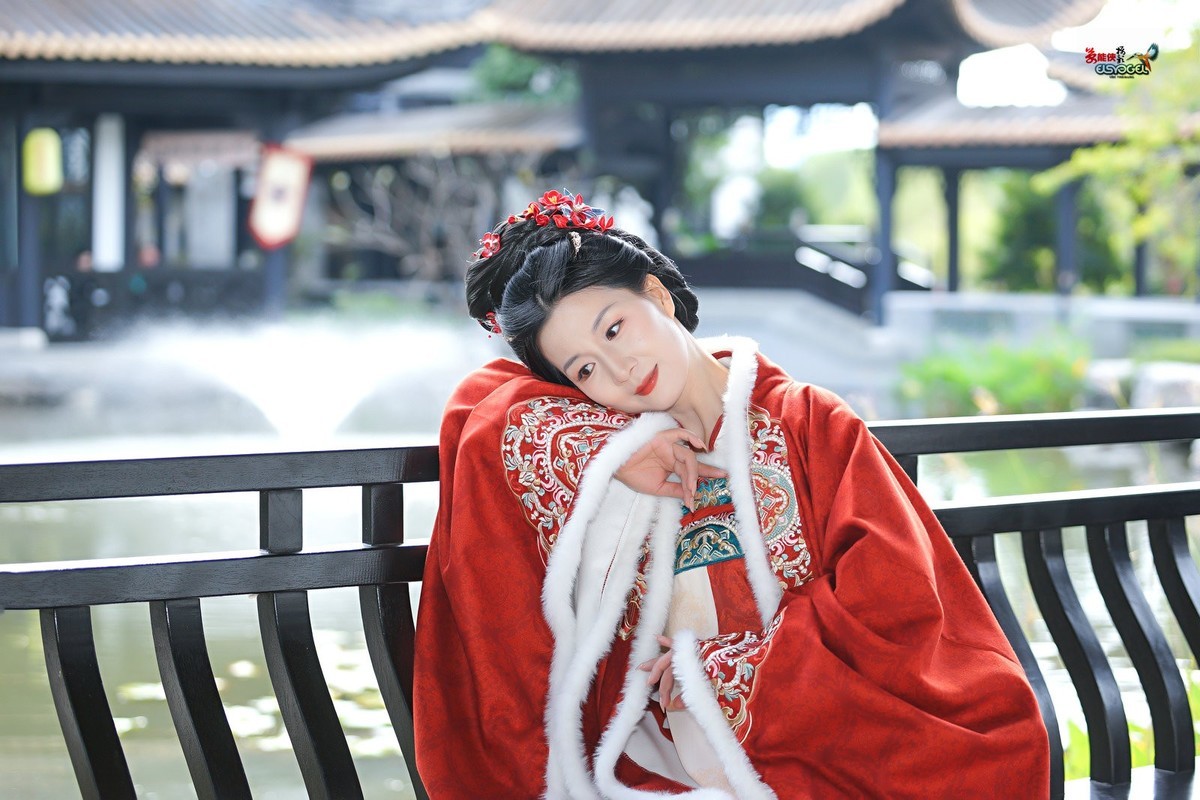 【后花园唐风美女】---婉灵