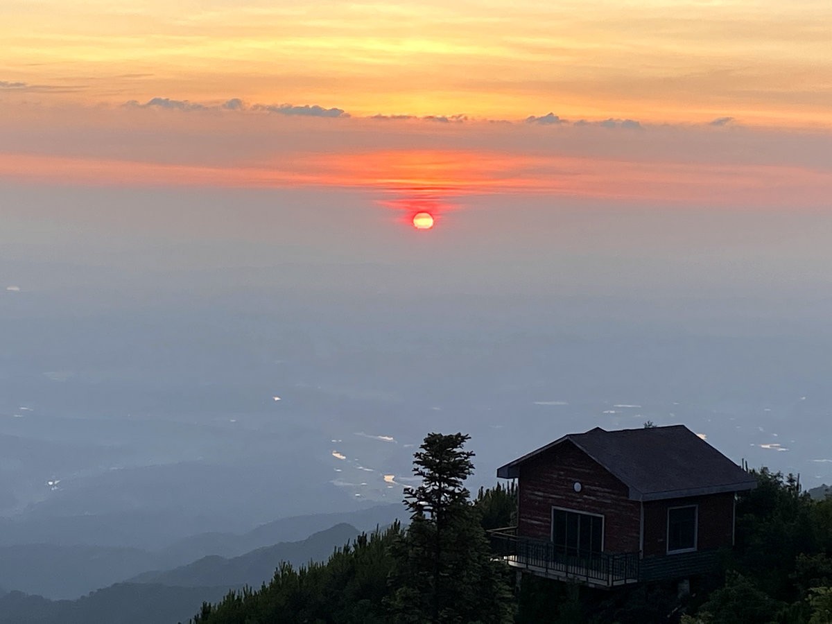 2022夏 湘赣边（14）乐赏流云慢观日