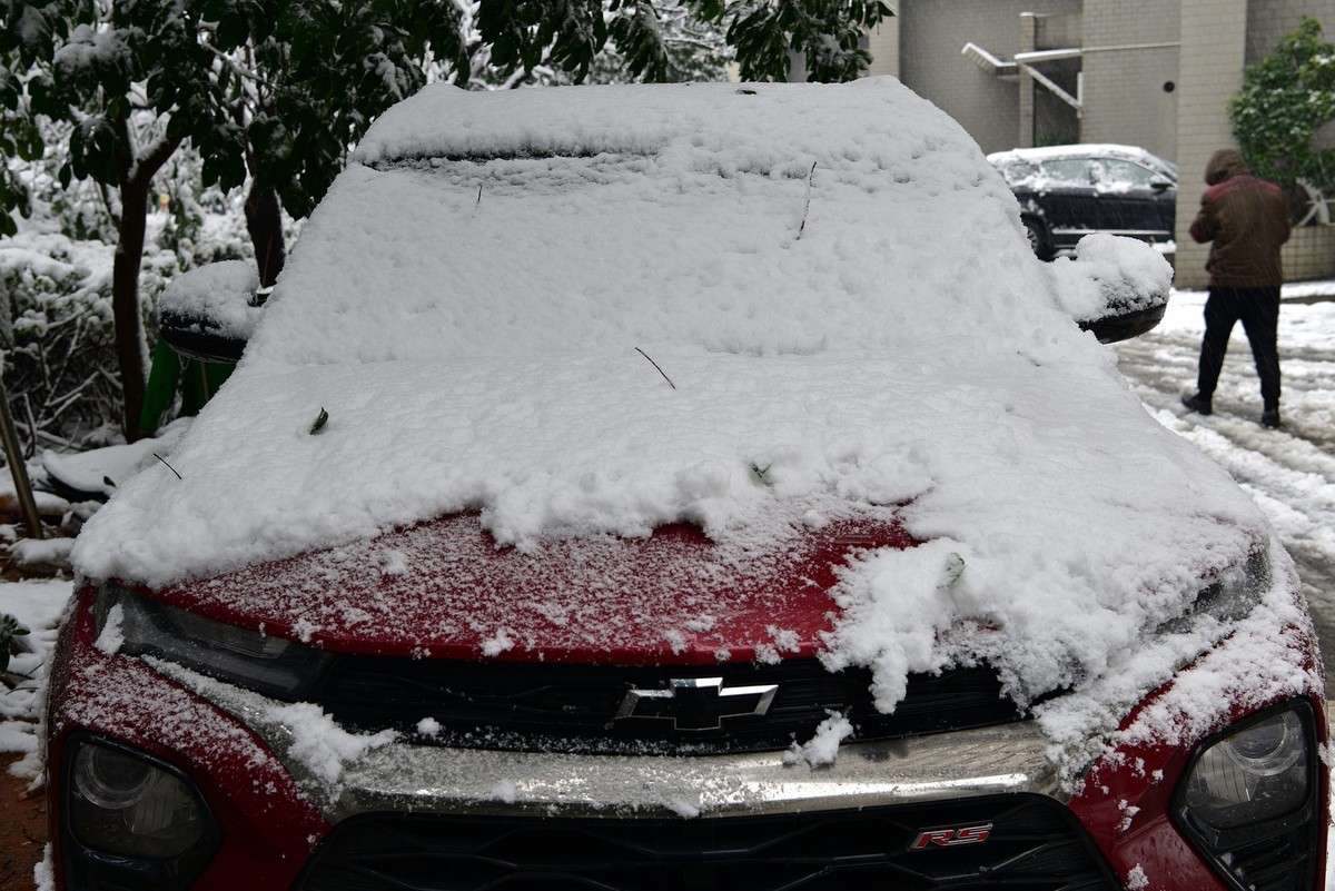 长沙下大雪啦，影记小区美妙雪景（下）