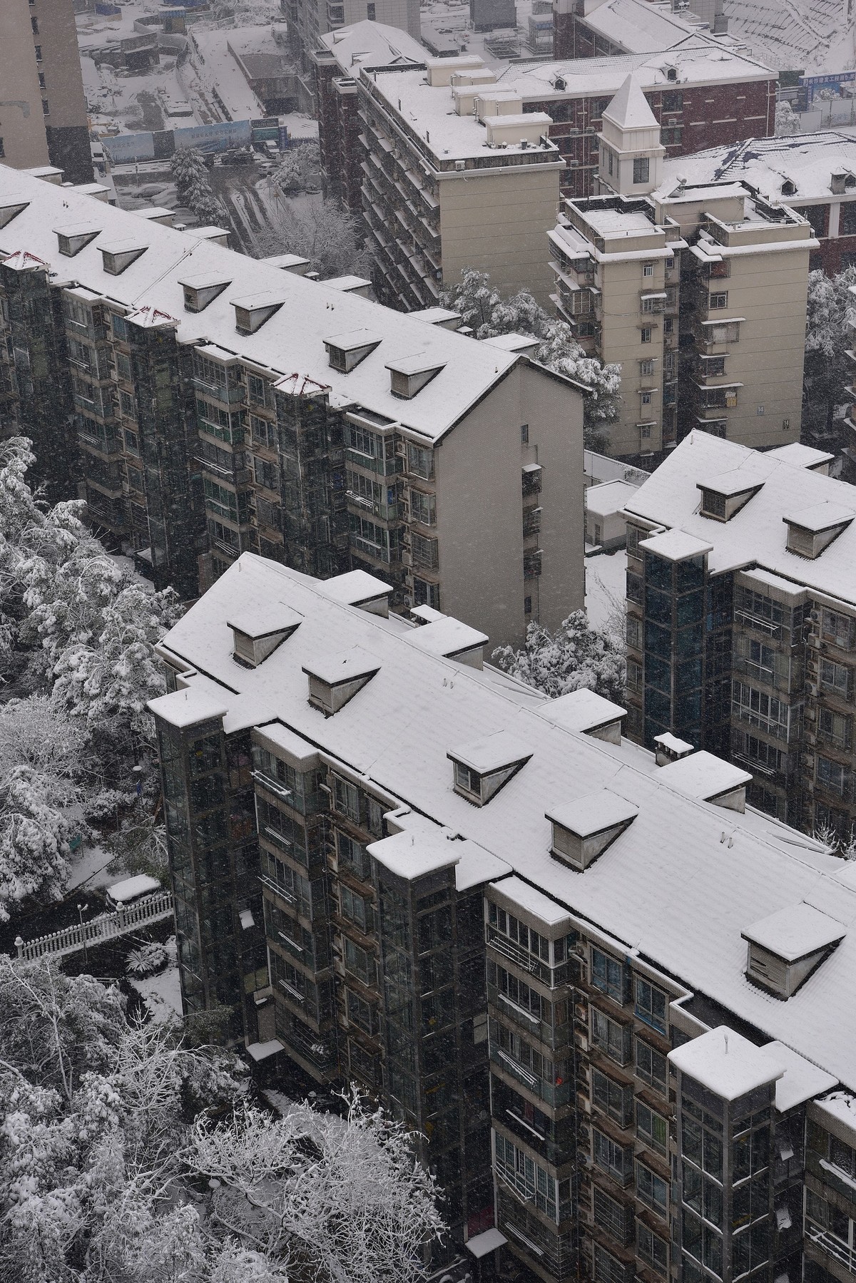 长沙下大雪啦，影记小区美妙雪景（下）