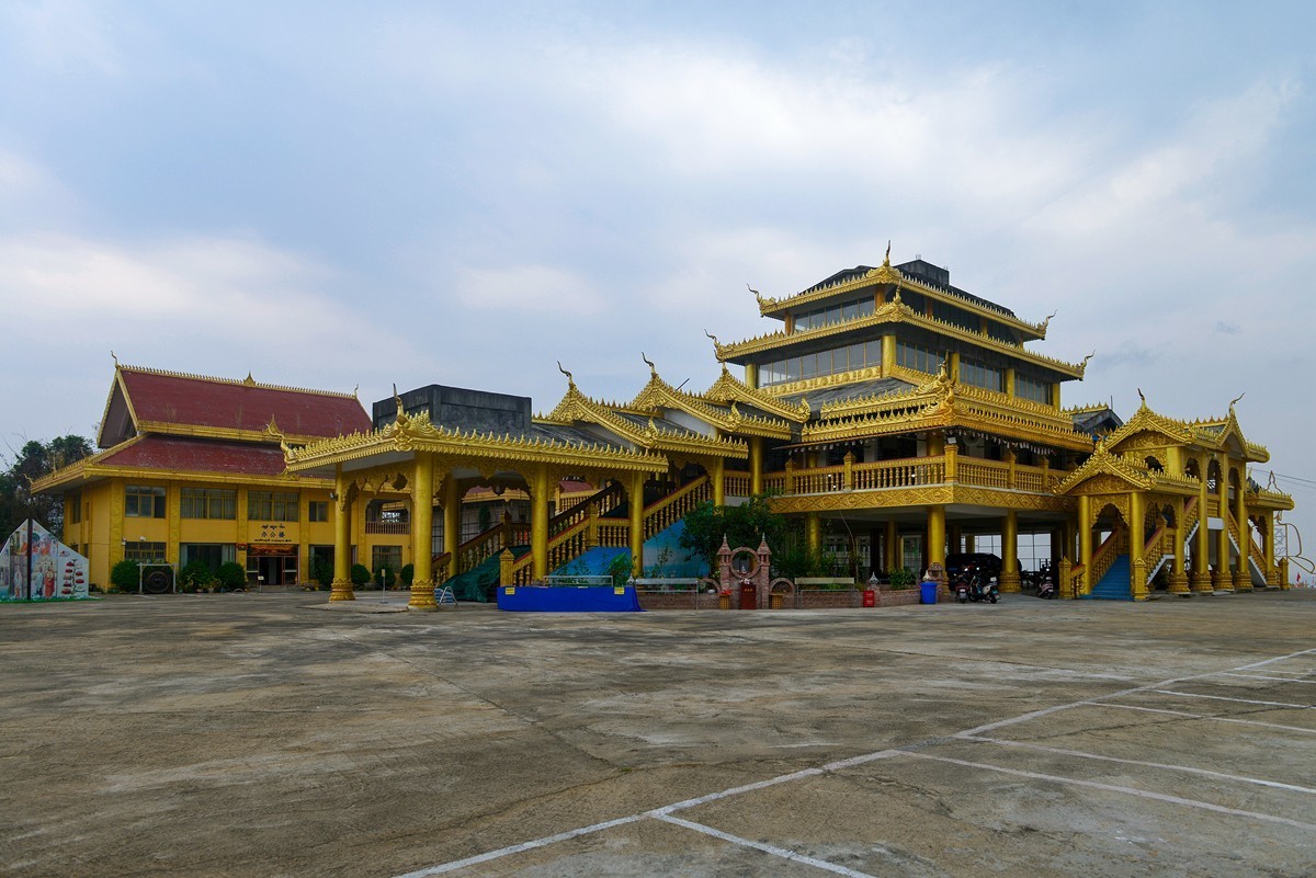 傣王宫总佛寺