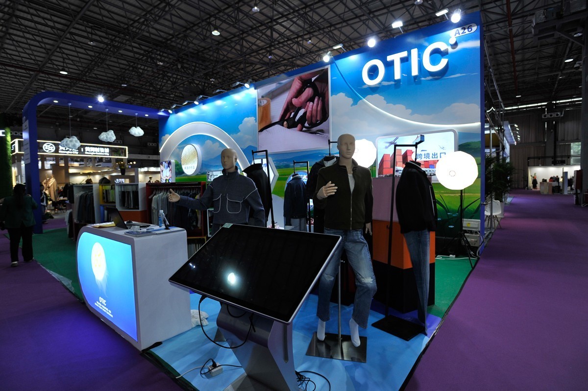 P档，对黑色把握得很好