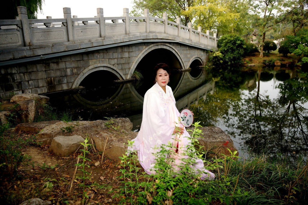 月湖公园的古装美女！