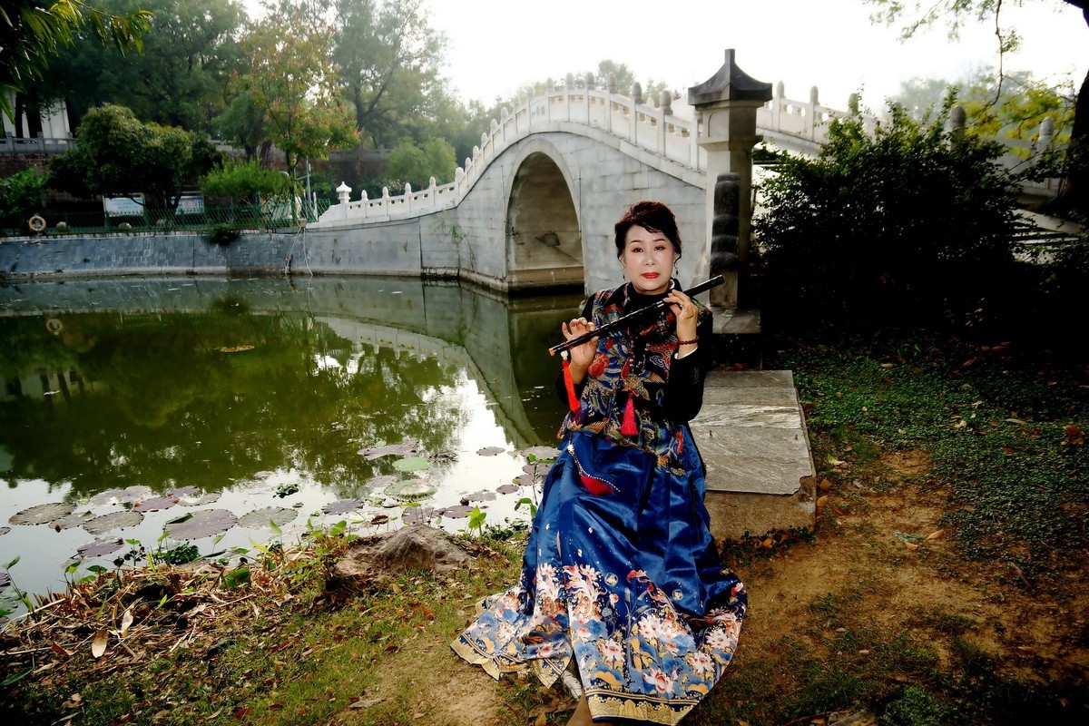 月湖公园的古装美女！