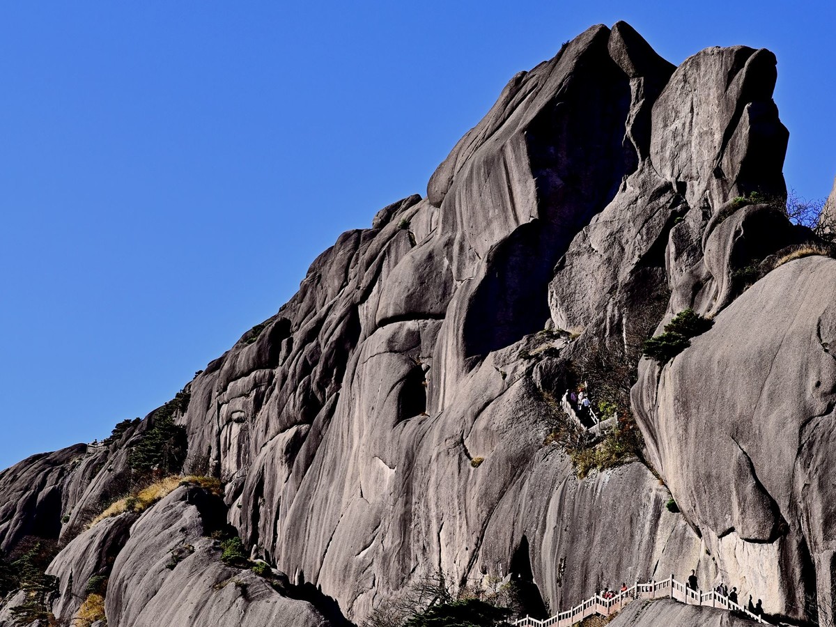 入手尼康Z5加Z24-70F4套机黄山试拍风景