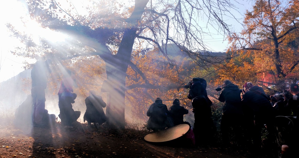 游拍初冬的小山村景色