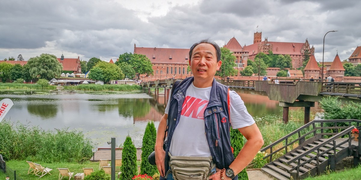 “马尔堡”留影（波兰之东欧最大堡垒）