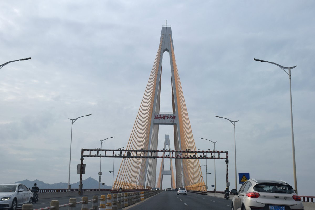 2025春节 广东行（31）新年走上礐石大桥