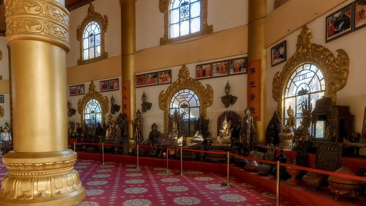 云南芒市 · 勐焕大金塔（2）