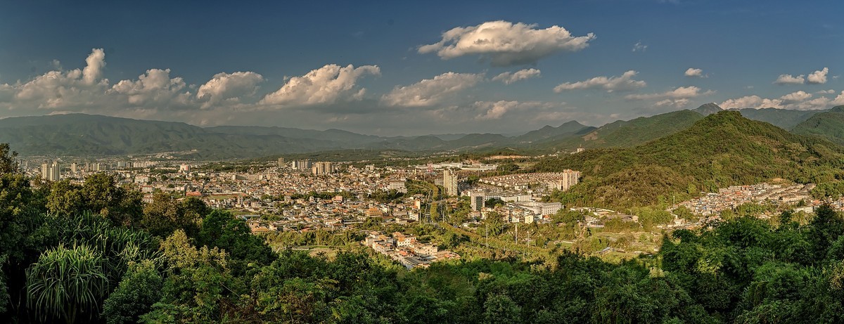 云南芒市 · 勐焕大金塔（2）