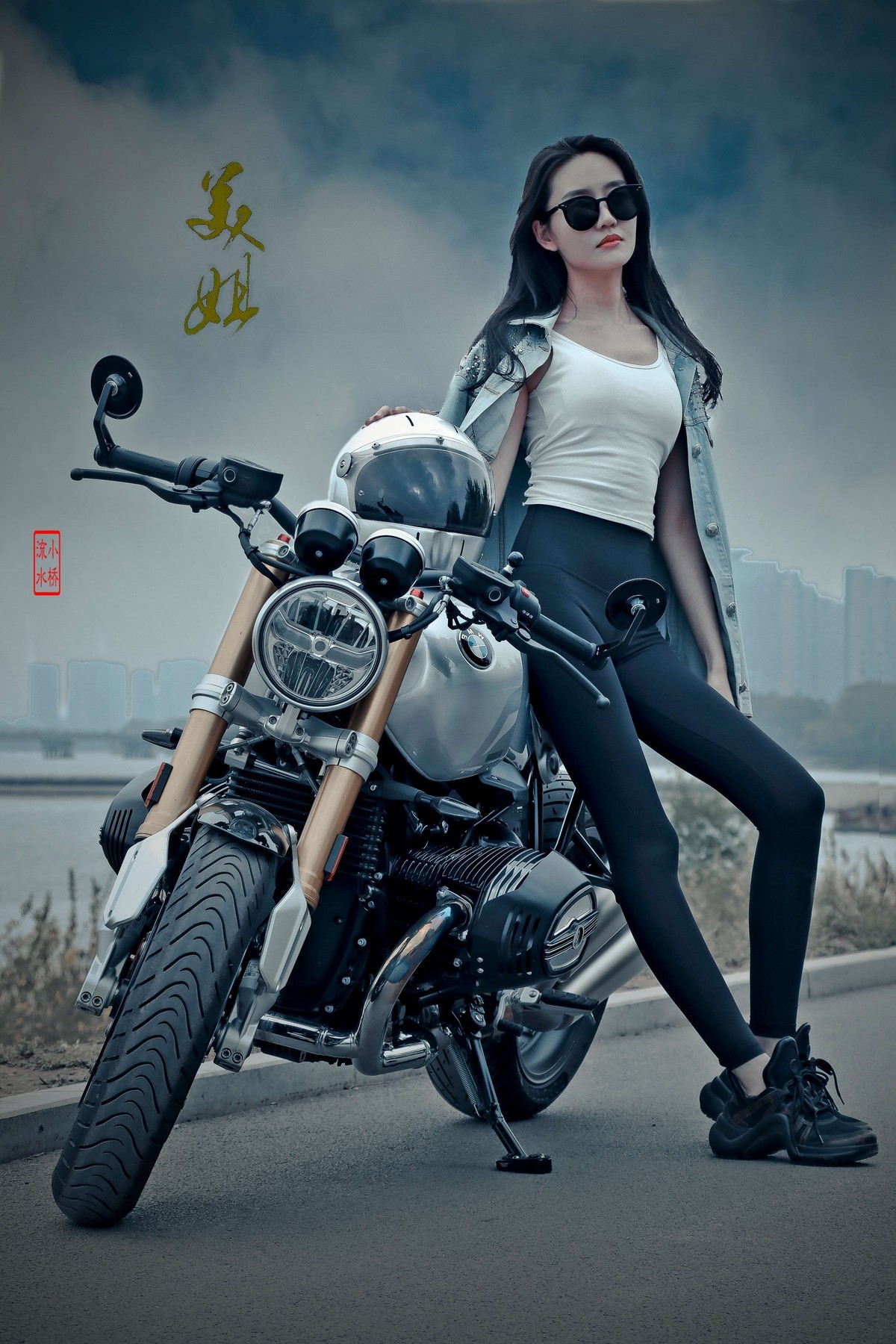 拜年帖   《机车女郎》