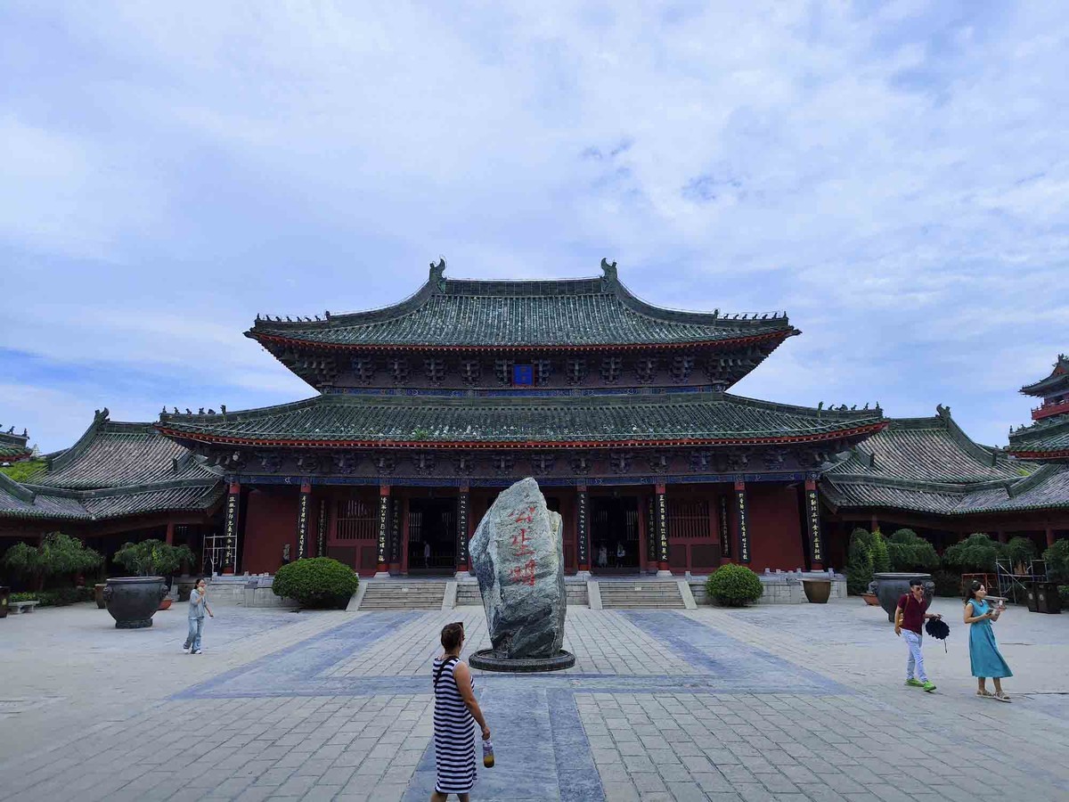 河南............开封府