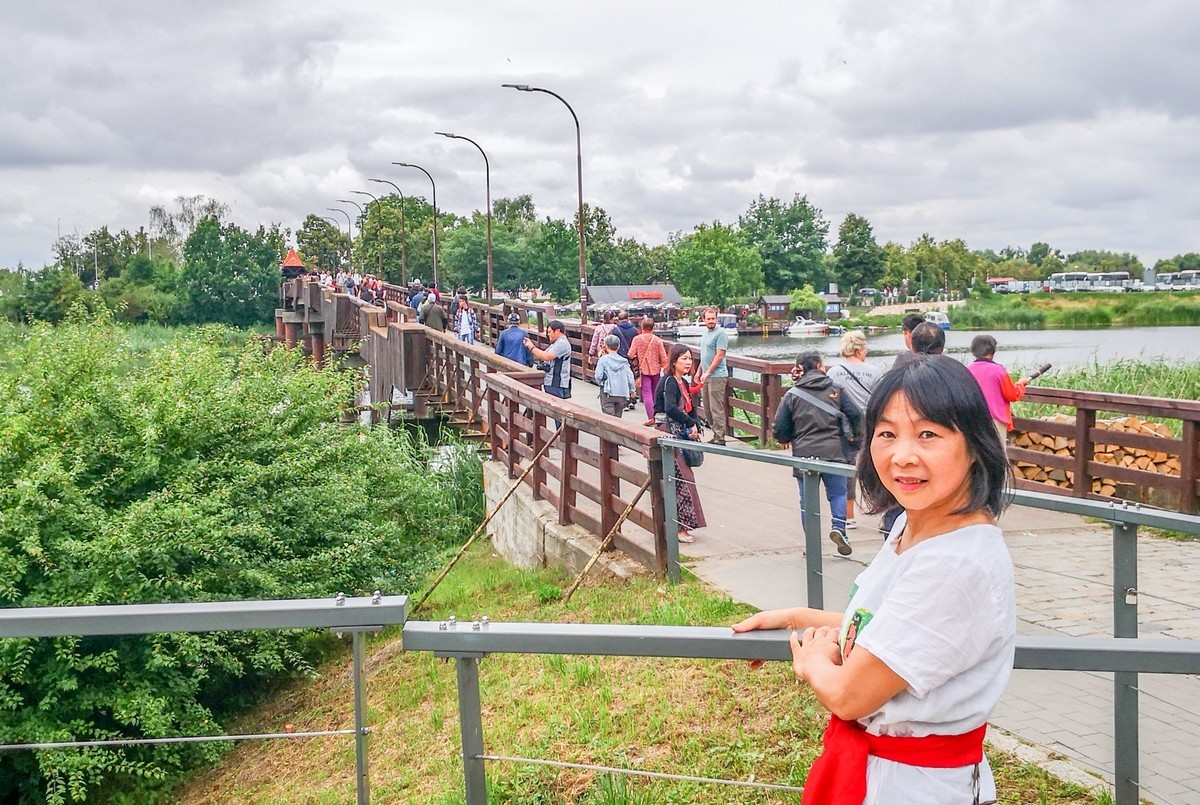 “马尔堡”留影（波兰之东欧最大堡垒）