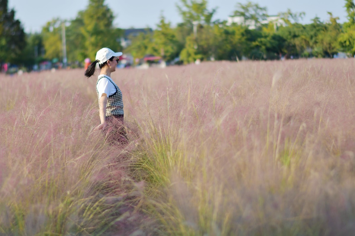 试镜一组原图直出的美女粉黛----宁国山门洞景区随拍