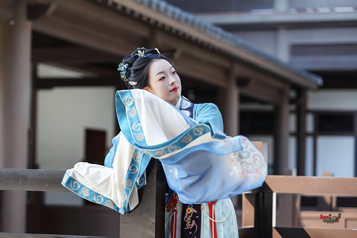 【古风仕女】---思琪