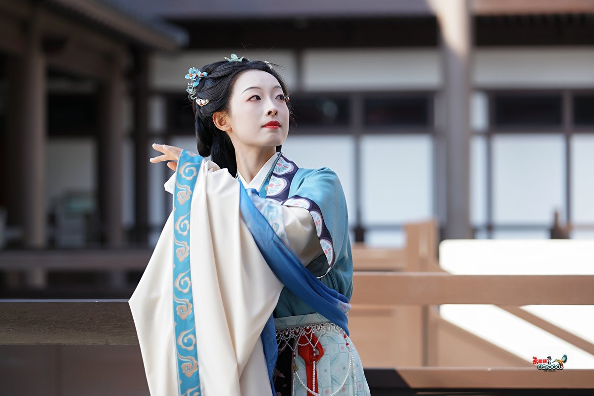 【古风仕女】---思琪